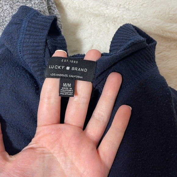 Lucky Brand Sweater Bundle 3 Medium Spring Lightweight Knit Navy White - Picture 2 of 12